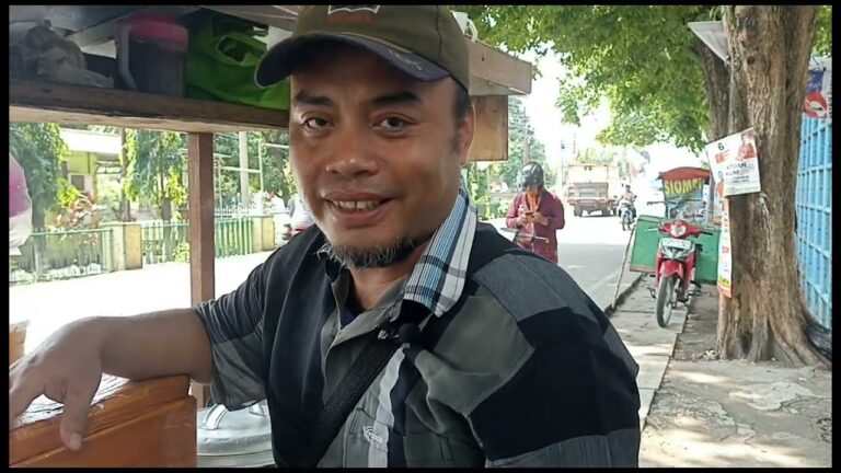 Pentol dan Kunir Asem Pak Ahmad